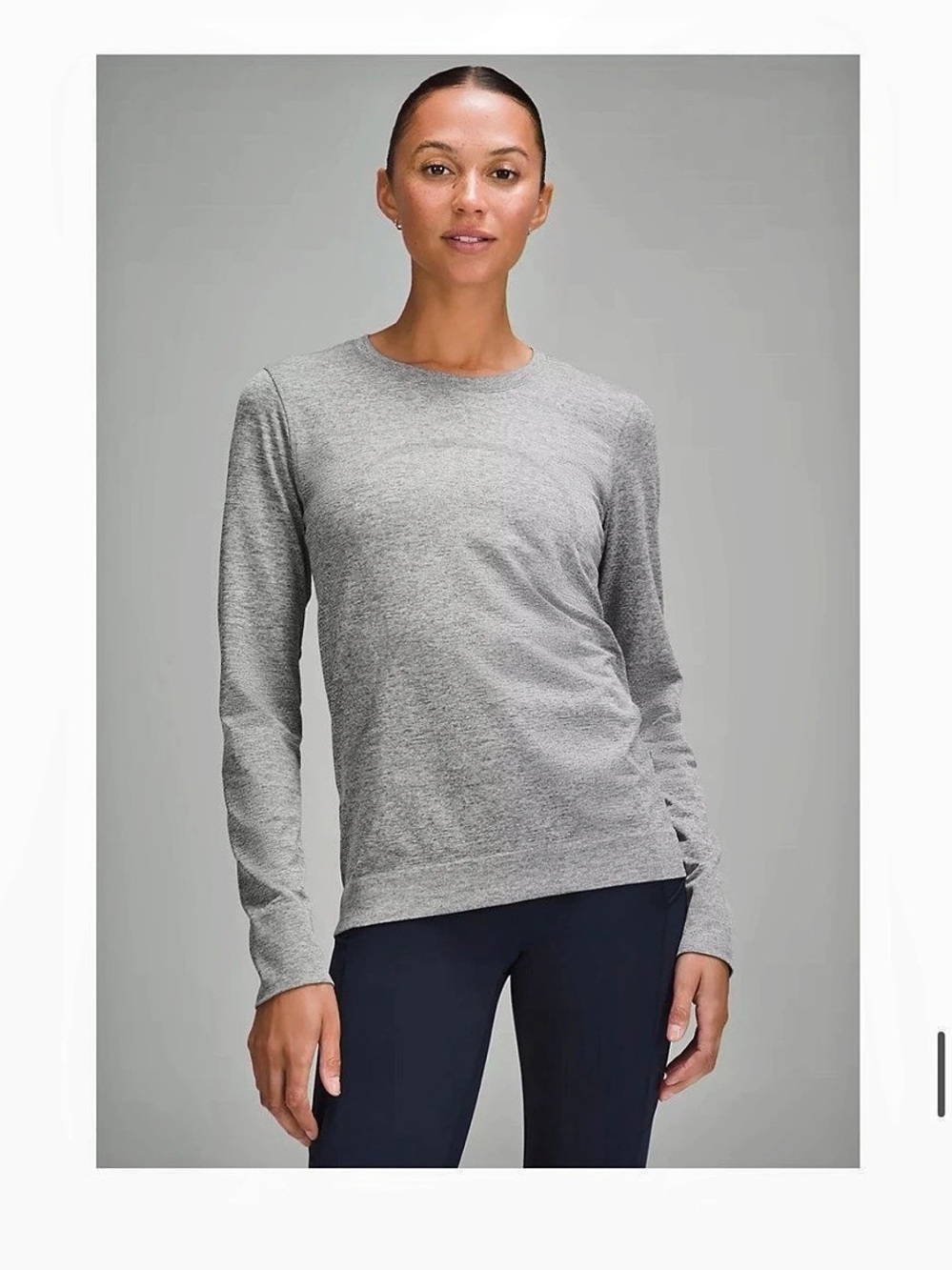 Lululemon Swiftly Relaxed Long-Sleeve
Shirt Hip Length *Wider Hem - Slate/White